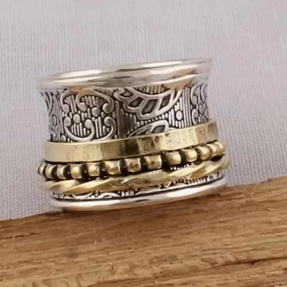 Geometric Fidget Ring - Picture 3 of 9